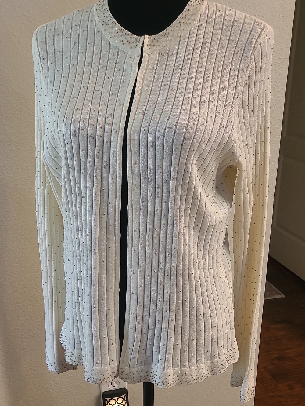 Emma James Vintage Cream Ribbed Open Front Sweater with Metallic Thread Silk L